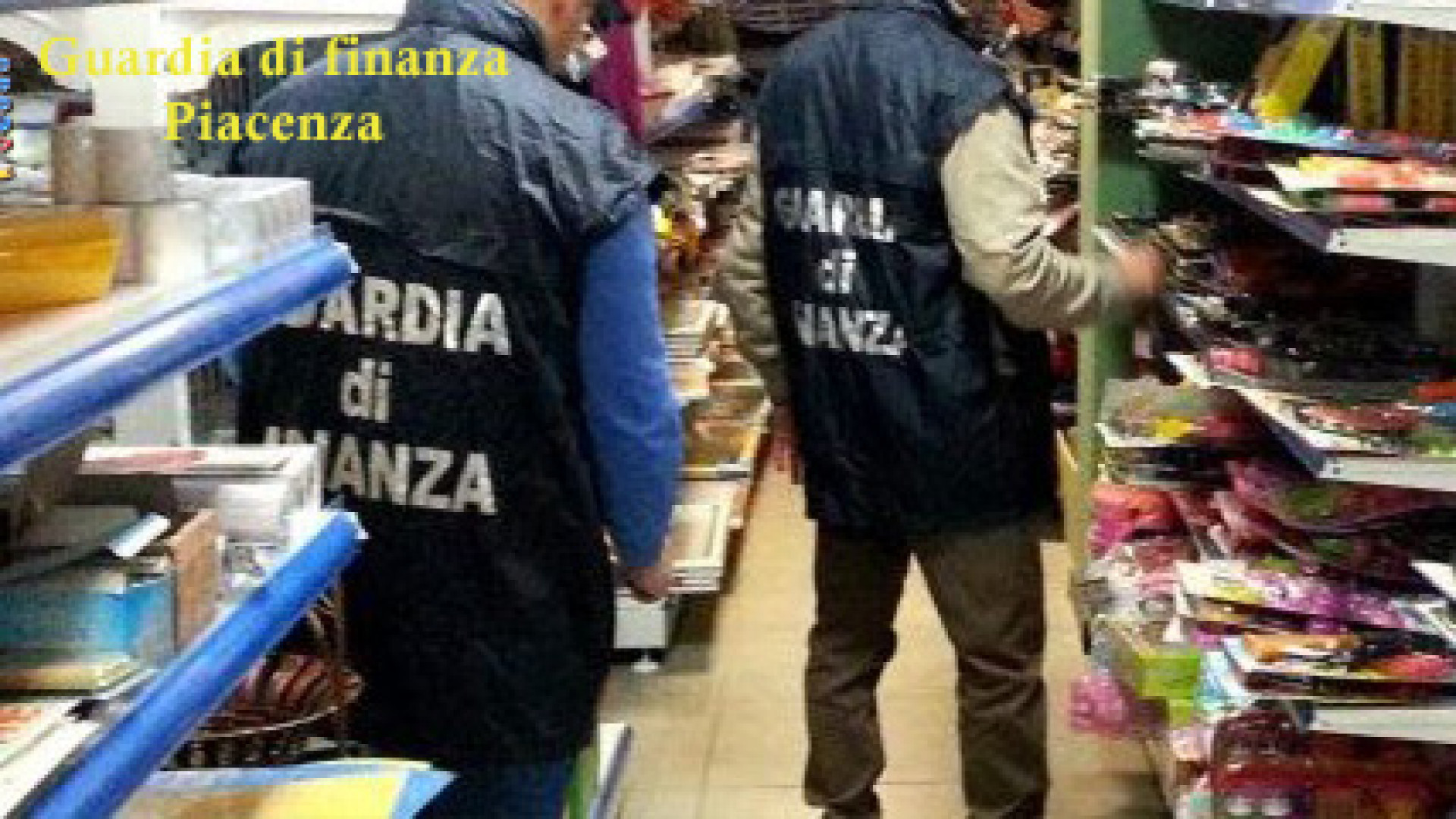 Addobbi natalizi e giocattoli: sequestrati 17mila articoli nocivi
